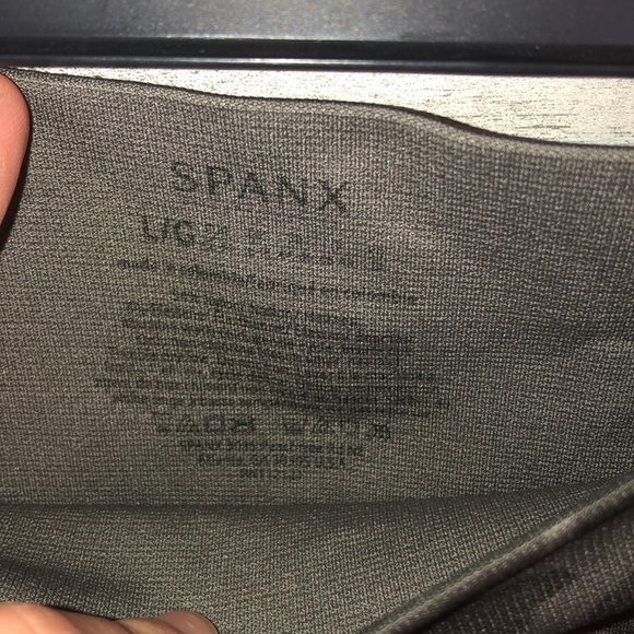 SPANX Look at Me Now Seamless Cropped Leggings black camo size large LEGGINGS​​ - Picture 5 of 13